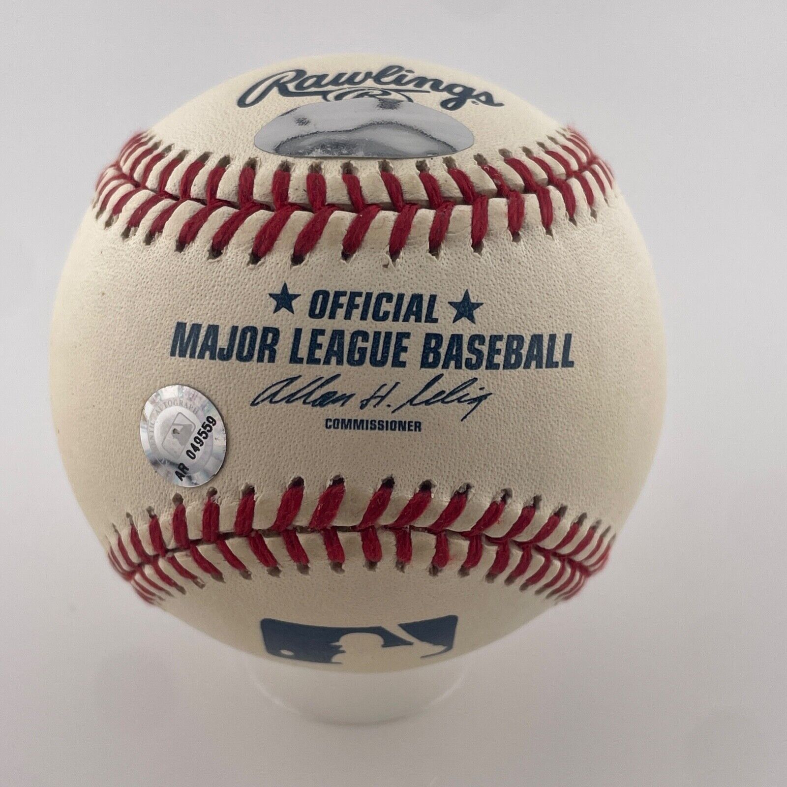 Tom Glavine Single Signed Baseball. MLB Certified + Steiner Hologram.