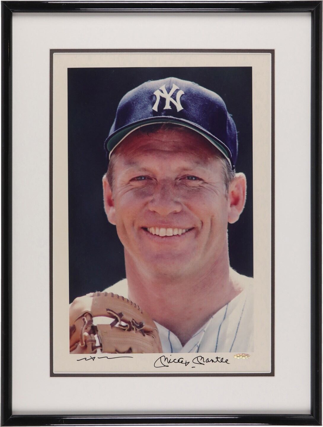 Mickey Mantle Signed 16x20 Neil Leifer Photo. Upper Deck UDA Limited Edition