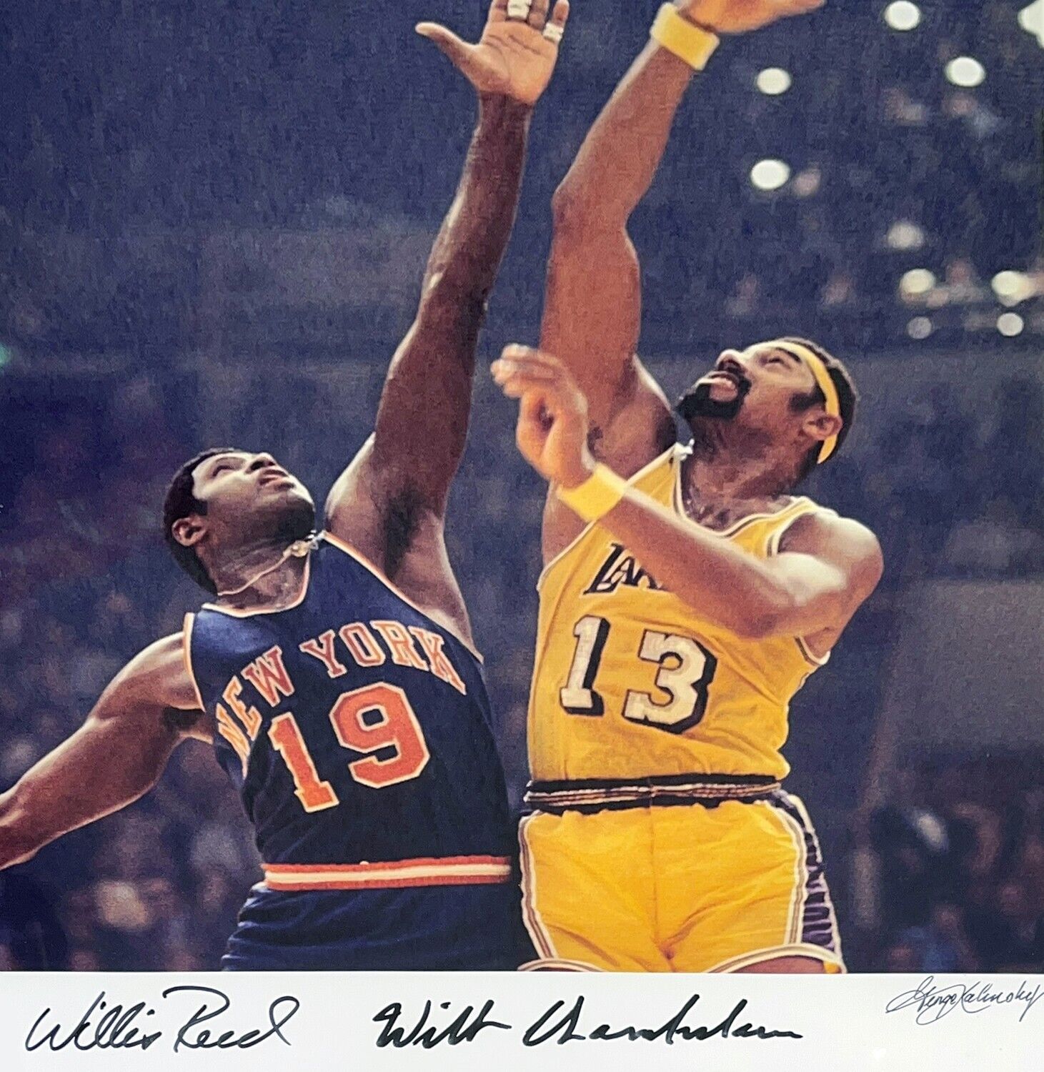 Willis Reed & Wilt Chamberlain Signed Photo, 1970 NBA Finals Knicks Lakers. JSA