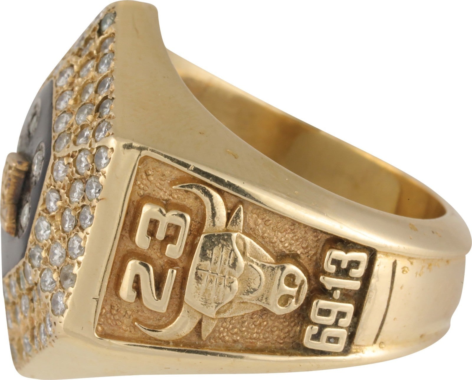 Michael Jordan 1997 Chicago Bulls Championship Ring from Iconic Security Guard4