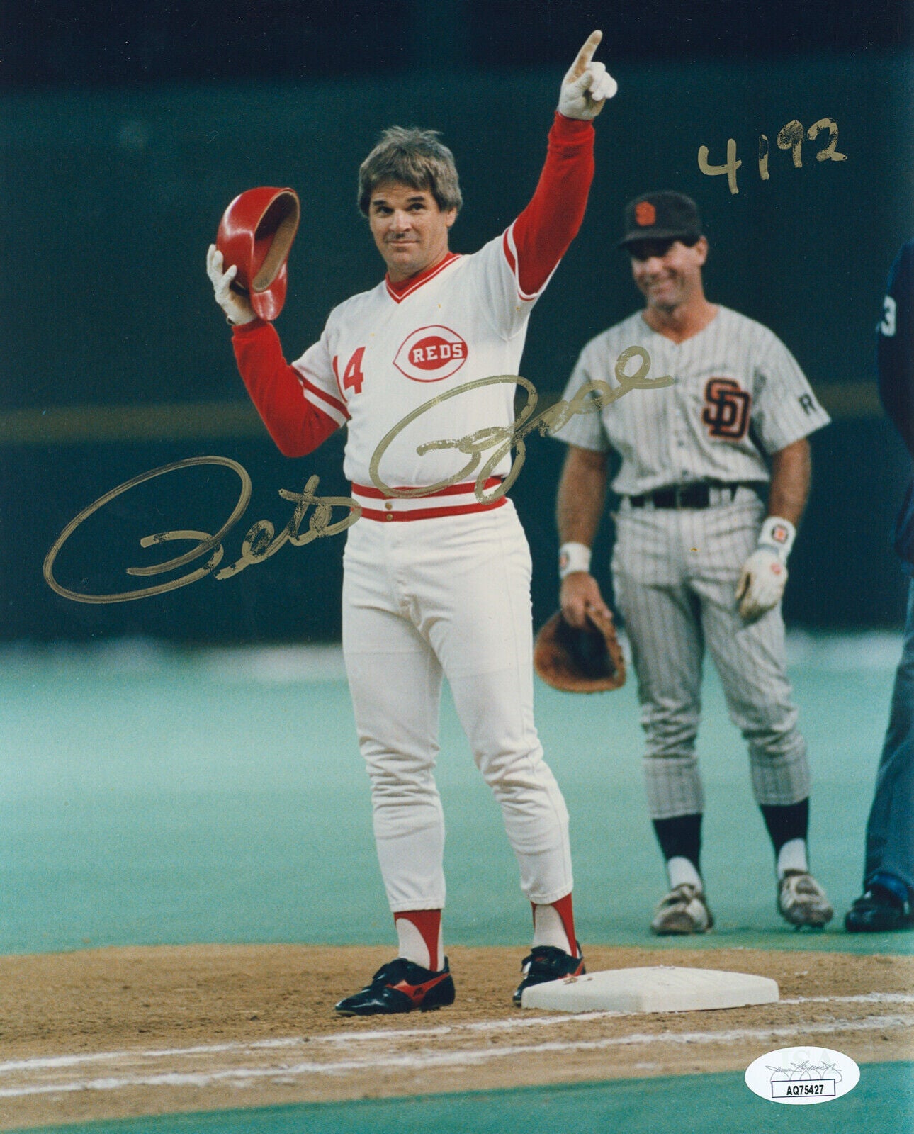Pete Rose Signed 8x10 Photo, Cincinnati Reds. JSA