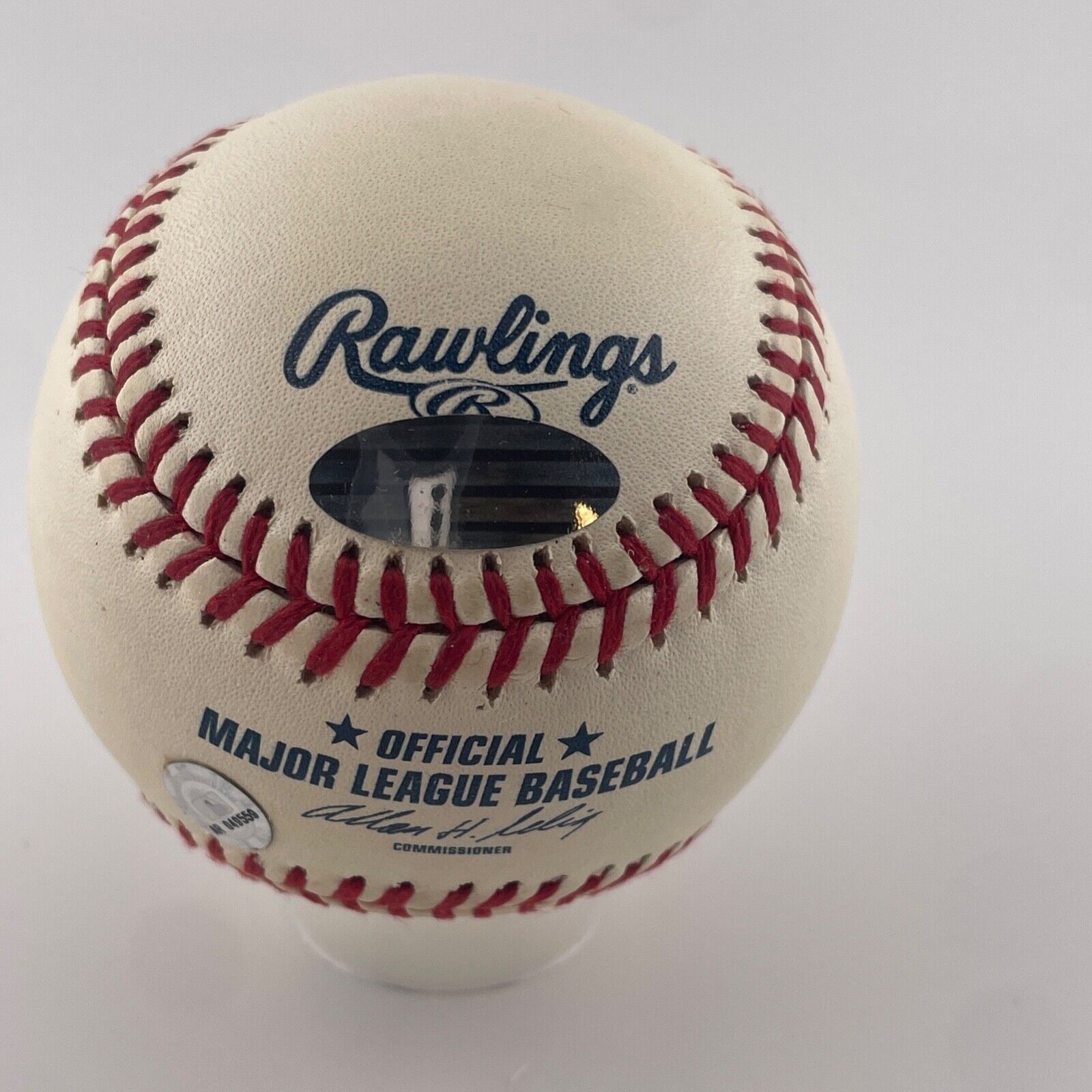 Tom Glavine Single Signed Baseball. MLB Certified + Steiner Hologram.