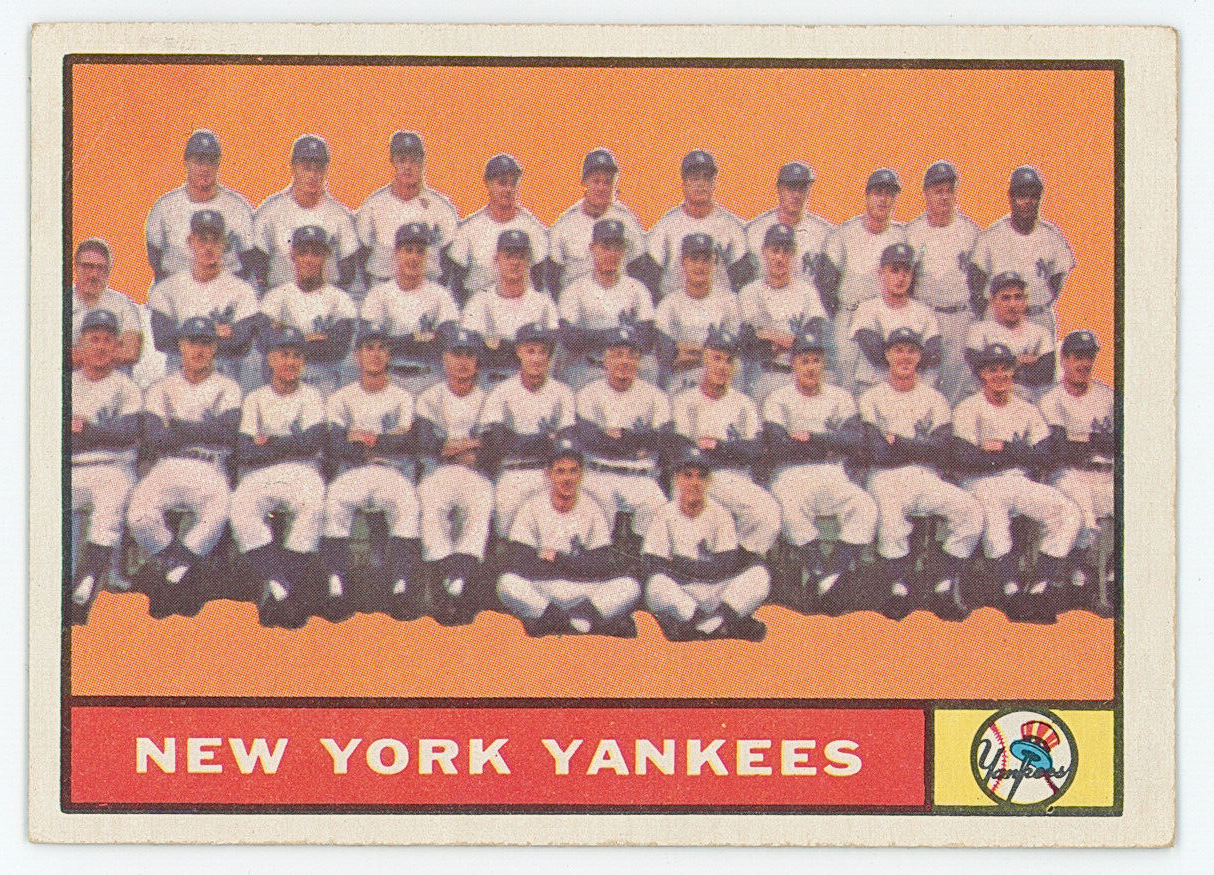 1961 Topps Yankees Team.