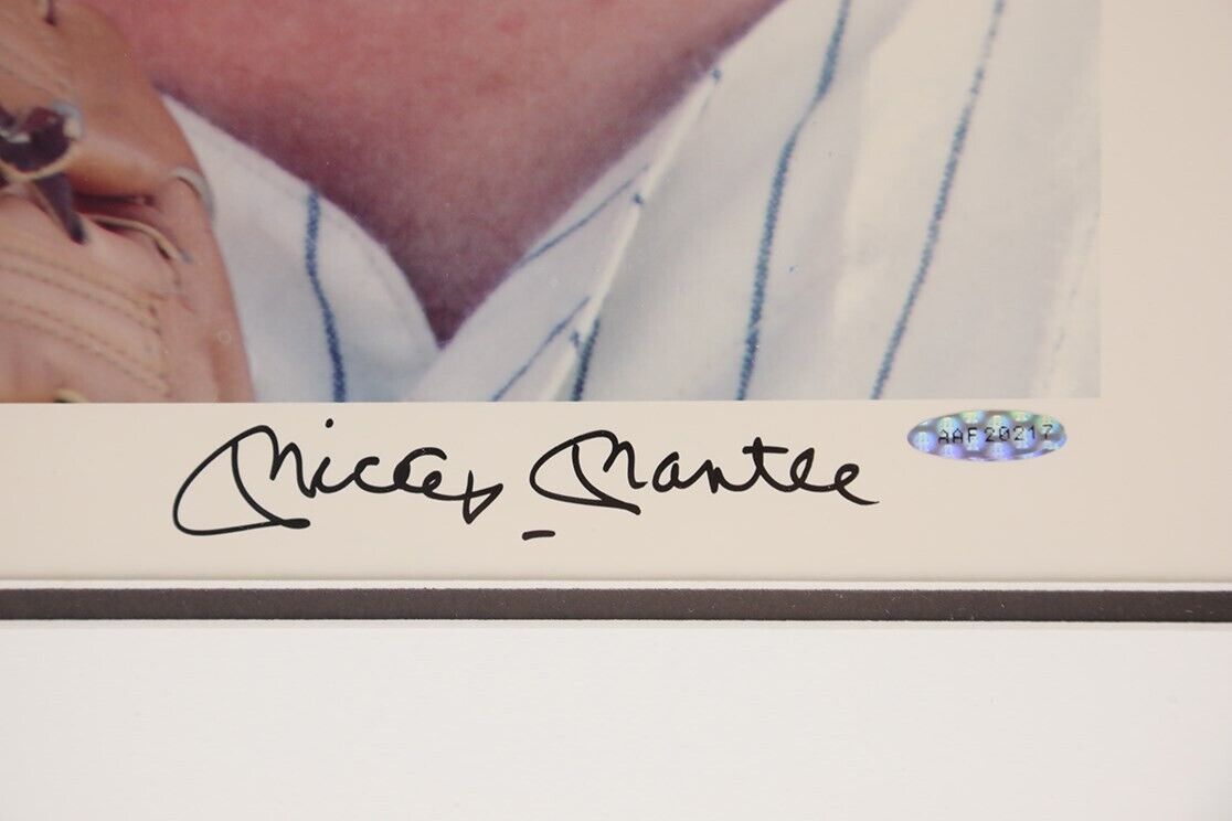 Mickey Mantle Signed 16x20 Neil Leifer Photo. Upper Deck UDA Limited Edition