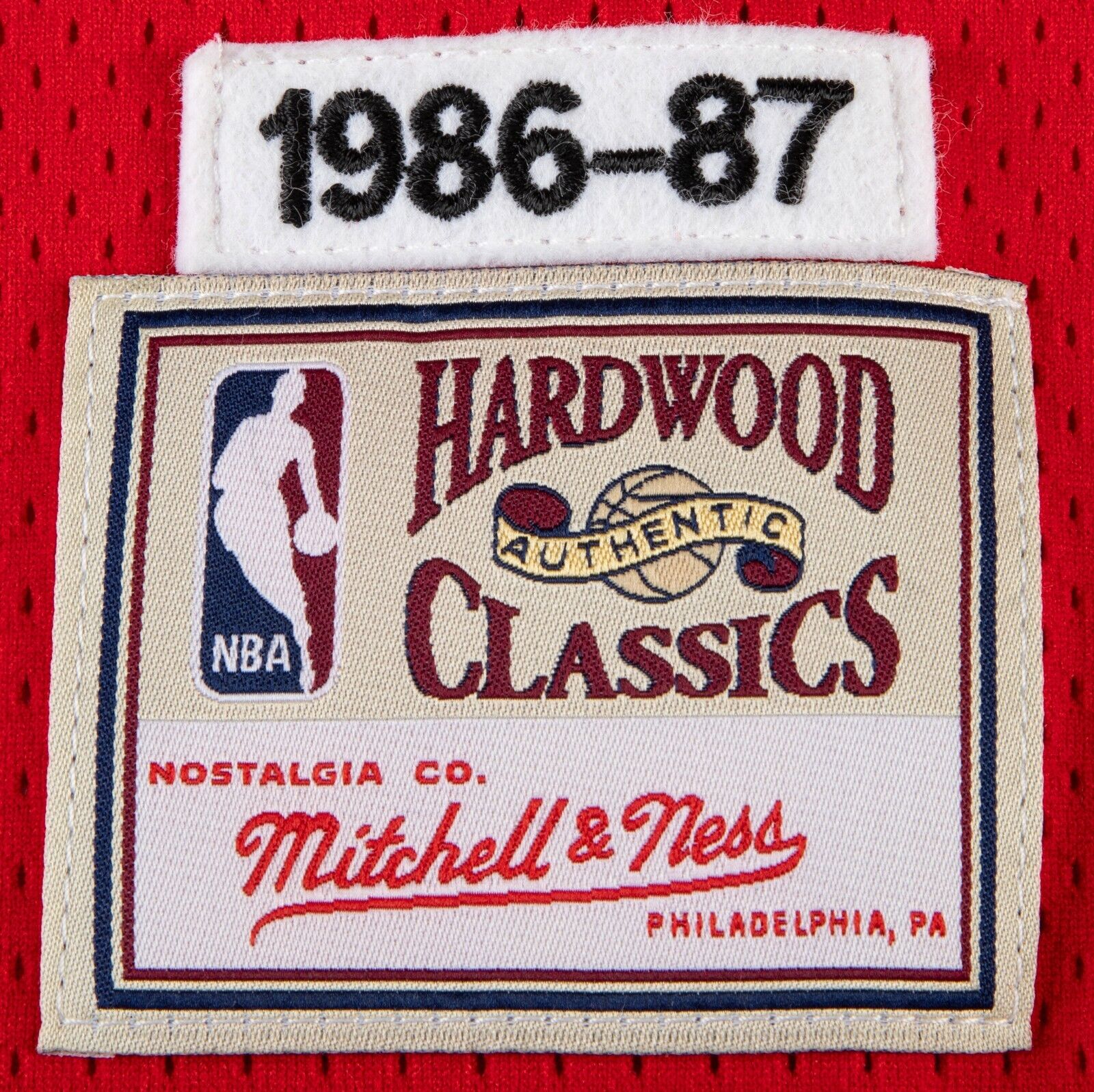 Michael Jordan Signed Autograph 1986 Chicago Bulls Jersey. Auto Upper Deck UDA