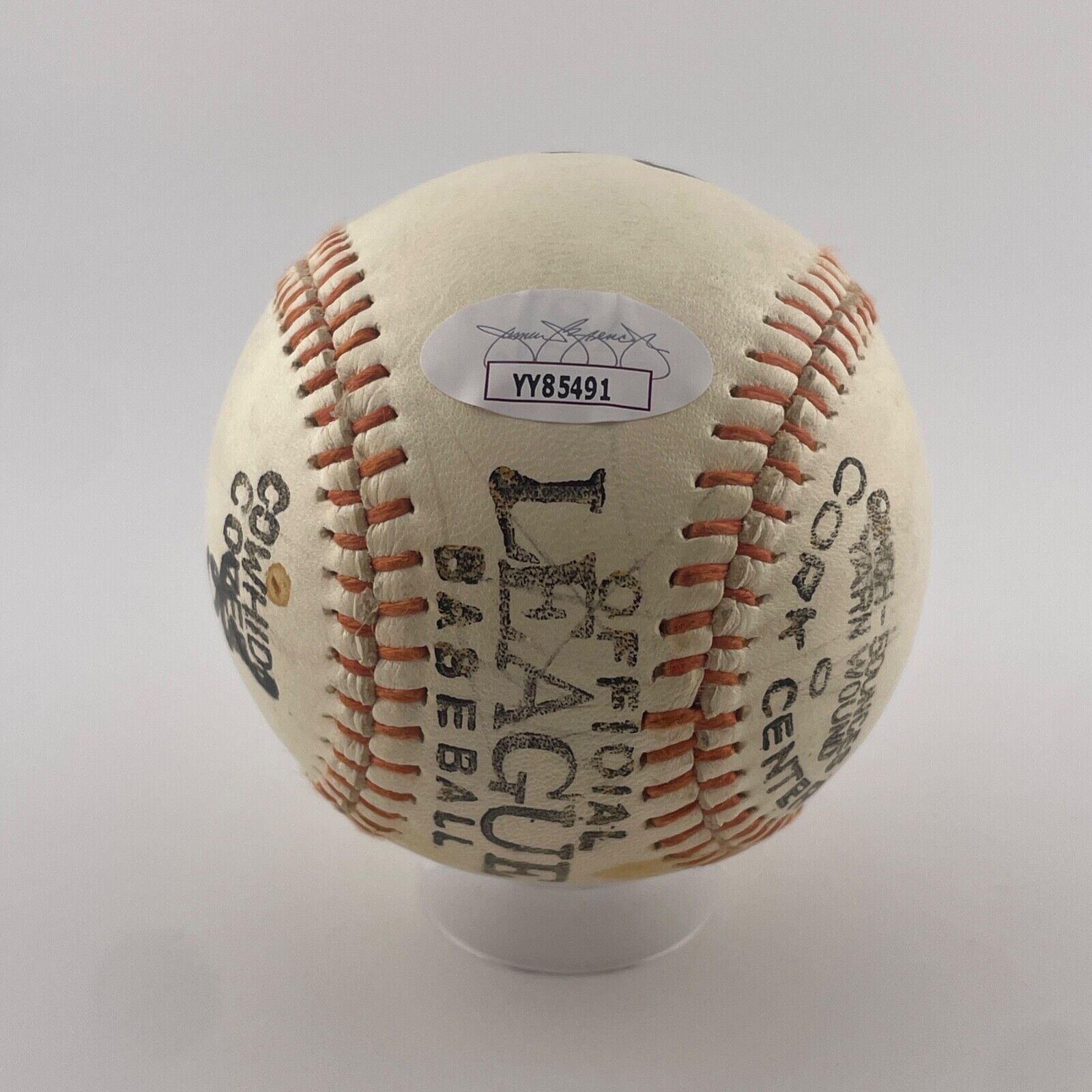 1976 Sadaharu Oh Signed Baseball Inscribed 700 HR English and Japanese. JSA