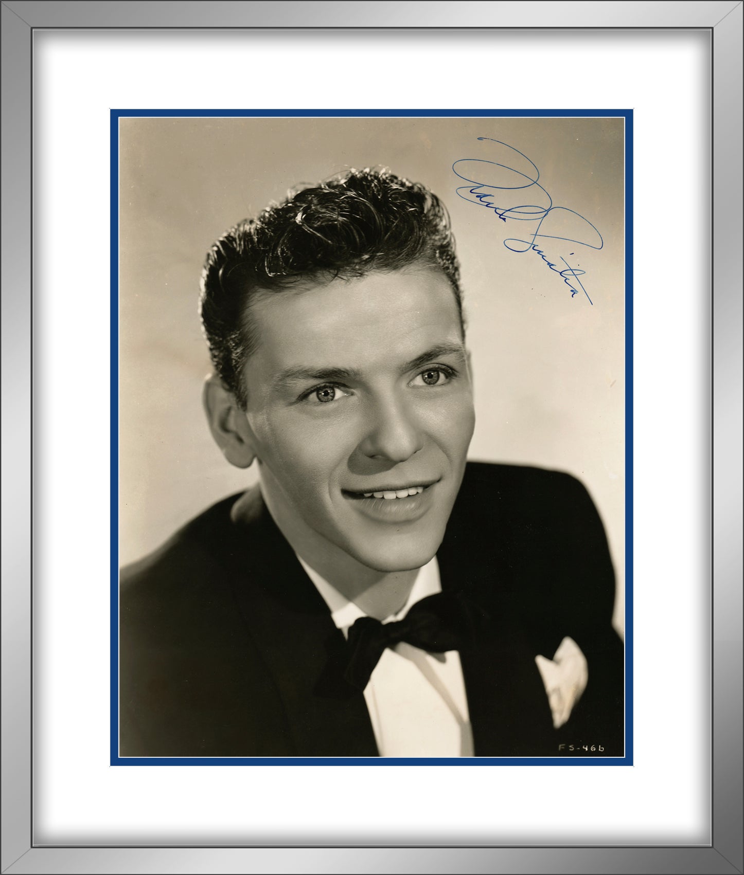 1940s Frank Sinatra Signed Photograph, Stunning. Rare, JSA