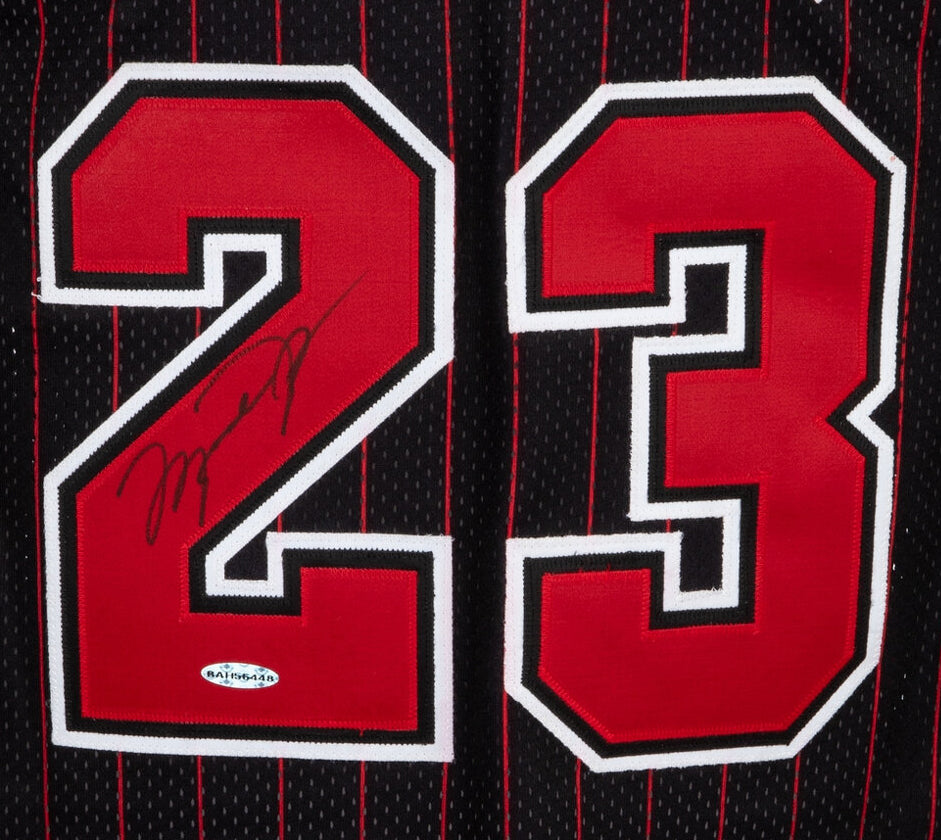 Rare Michael Jordan Signed 1995-1996 Pinstripe Bulls Jersey. Auto Upper Deck UDA