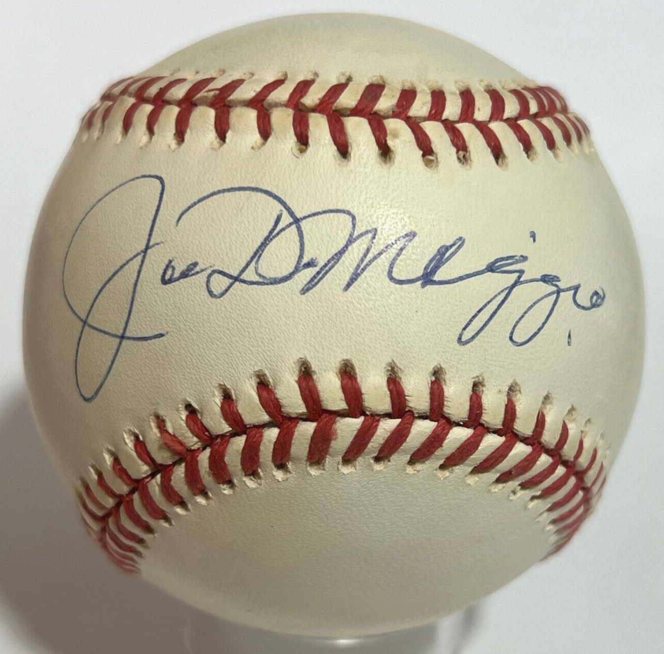 Joe DiMaggio Single Signed Autograph Baseball New York Yankees JSA signature