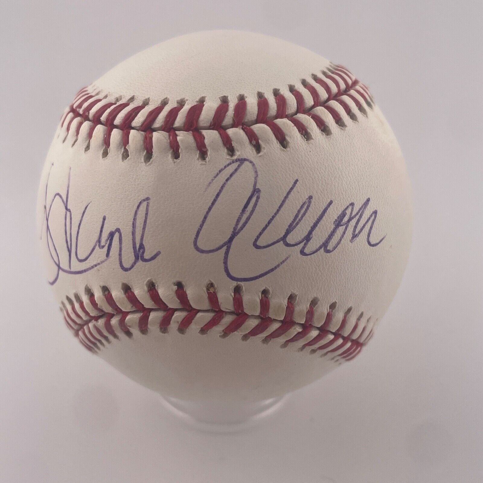 Hank Aaron Single Signed Baseball. Atlanta Braves. Mounted Memories