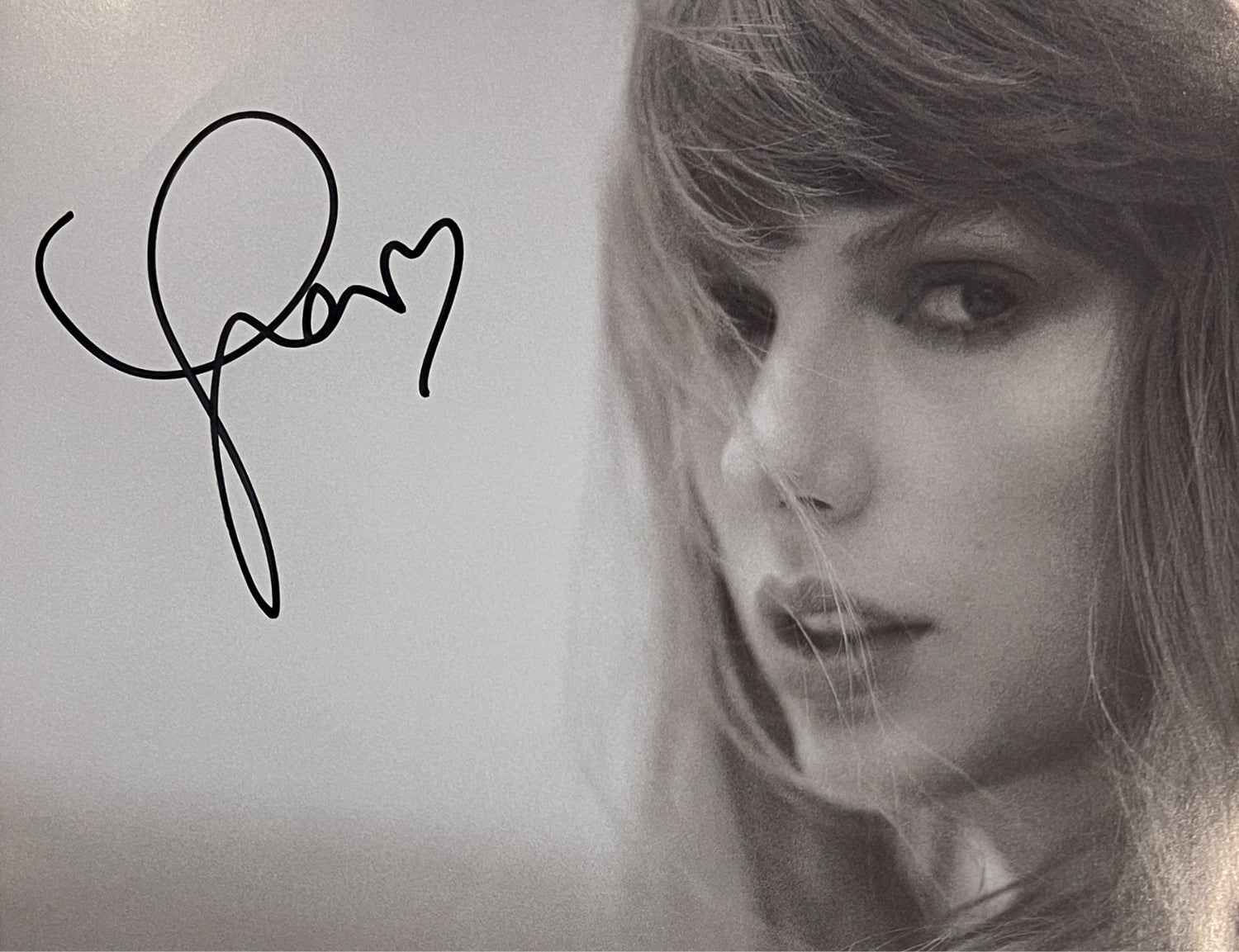 Taylor Swift Signed Album Insert. JSA0