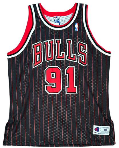 Dennis Rodman Signed Jersey. Chicago Bulls Pinstripe Champion 48 JSA2