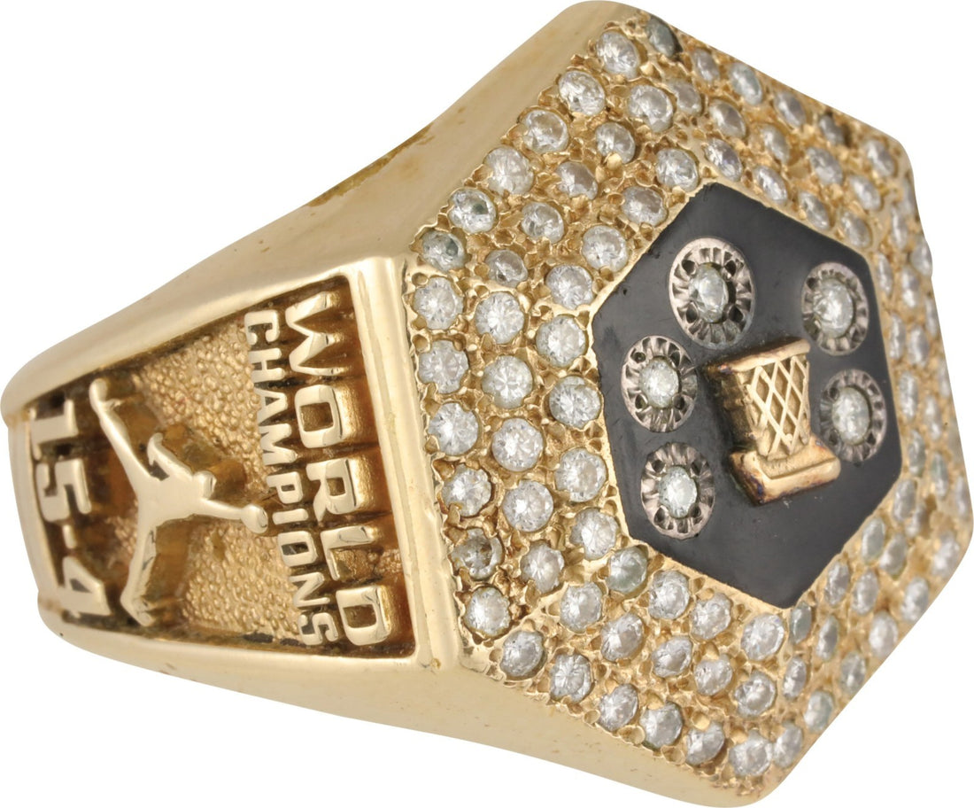 Michael Jordan 1997 Chicago Bulls Championship Ring from Iconic Security Guard1