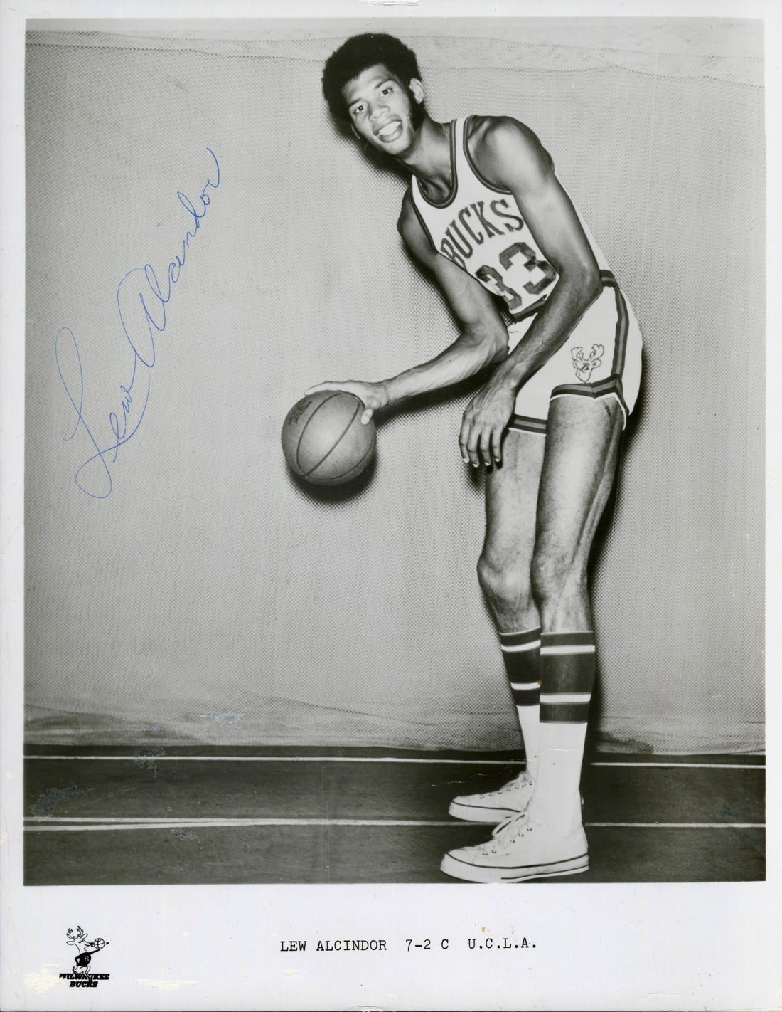c.1970 Lew Alcindor Signed Photograph, Kareem Abdul Jabbar Rookie Year. PSA 91