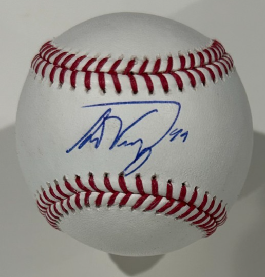 Alex Verdugo Signed Baseball. Beckett0