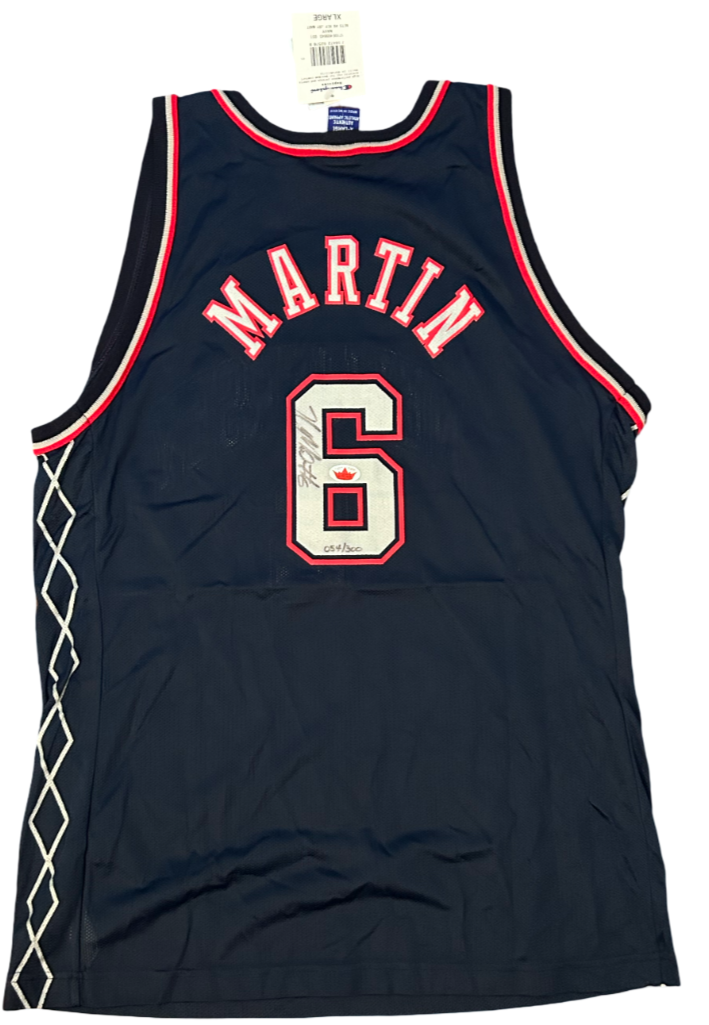 Kenyon Martin Signed Jersey, 2000-01 Fleer Legacy NJ Nets. /3000