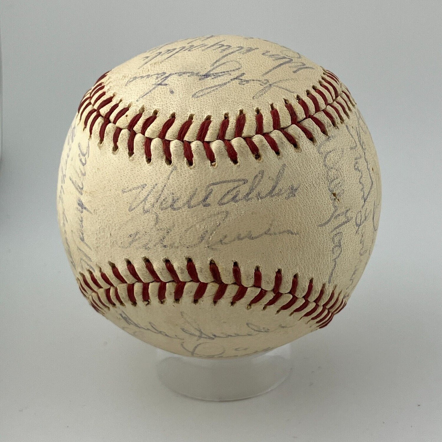 1961 Los Angeles Dodgers Team Ball. Clubhouse Signatures Gil Hodges, Duke Snider