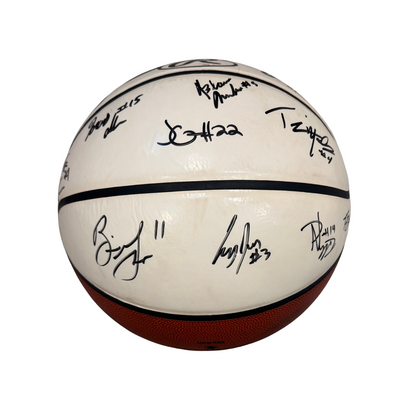 LeBron James Signed 2003 Team Signed High School Basketball. Auto Beckett BAS3