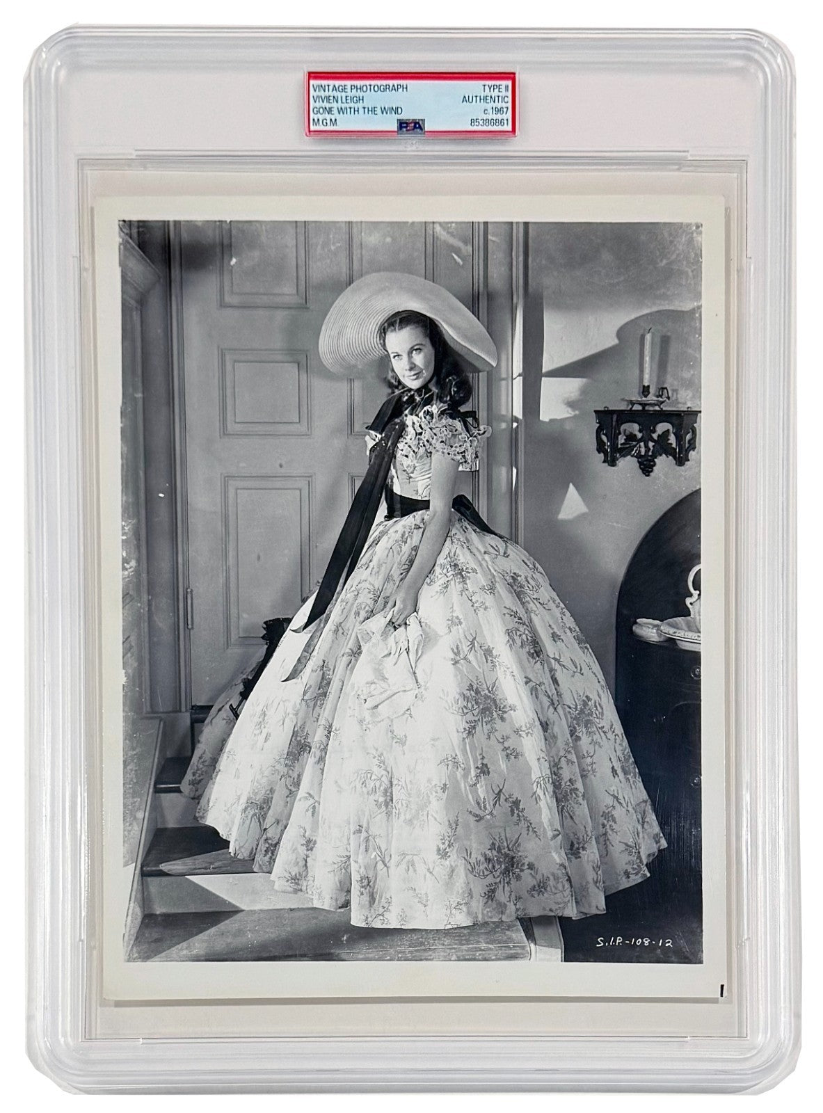 1967 Gone with The Wind Original Photo. Vivien Leigh Gorgeous Dress. PSA Type 20