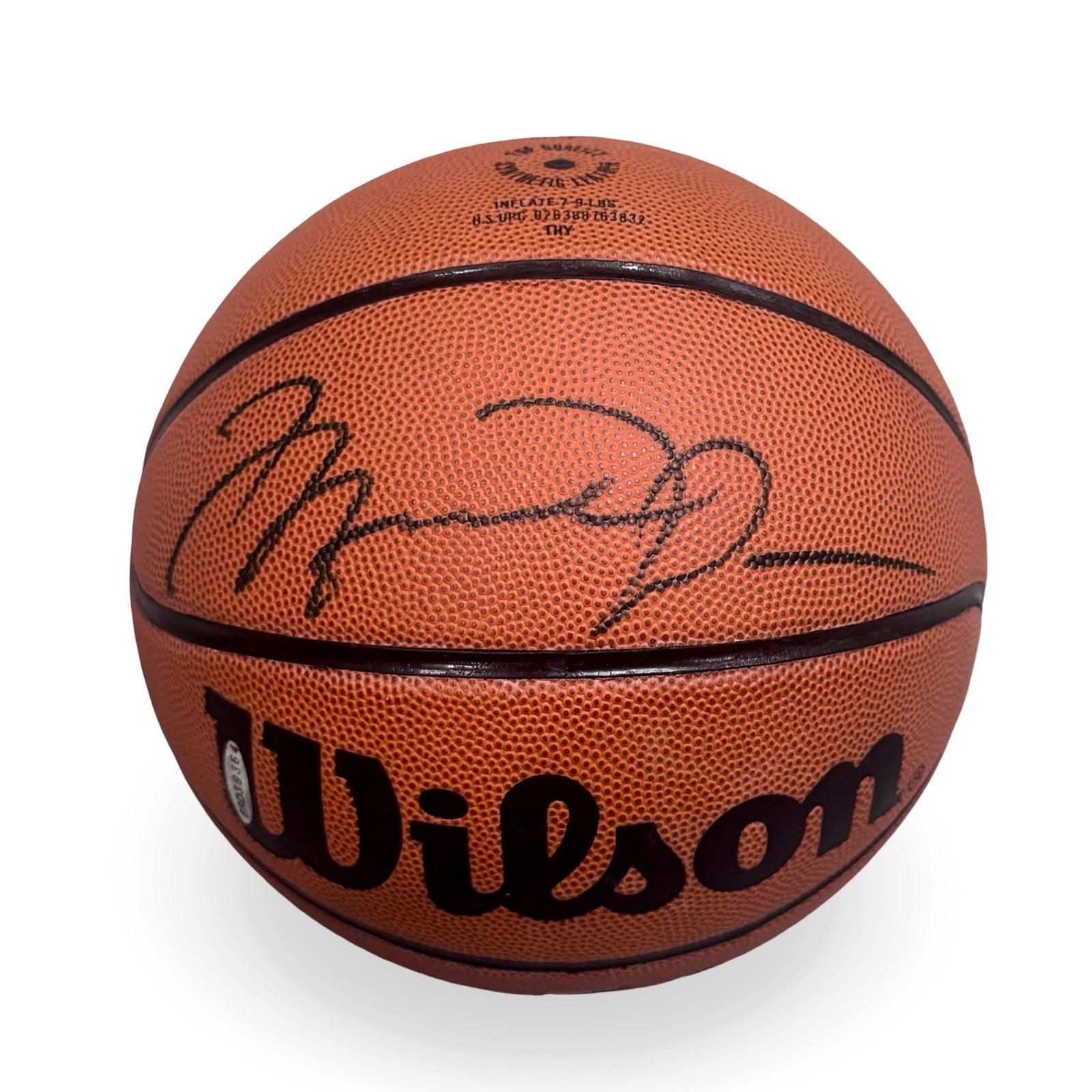 Michael Jordan Signed Basketball. UDA Auto Upper Deck0