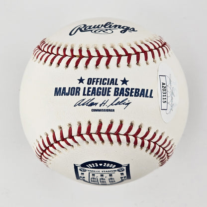 Ron Guidry Signed Baseball. New York Yankees. JSA1