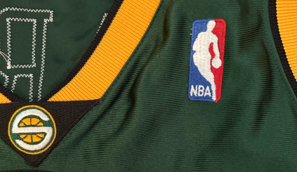 2001 Brent Barry Game Worn Jersey, Signed. Seattle Supersonics Reebok 48 +4. JSA3