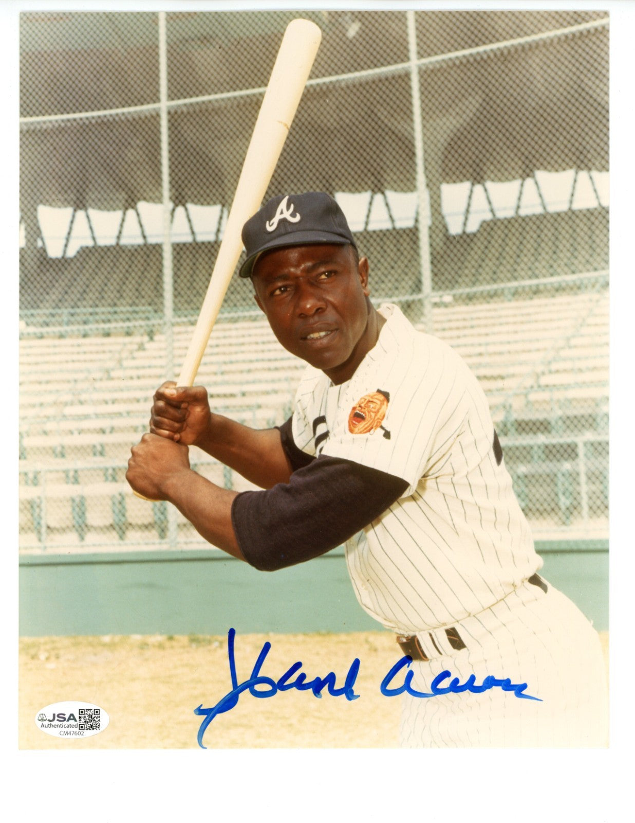 Hank Aaron Signed Photo 8x10. Braves JSA0