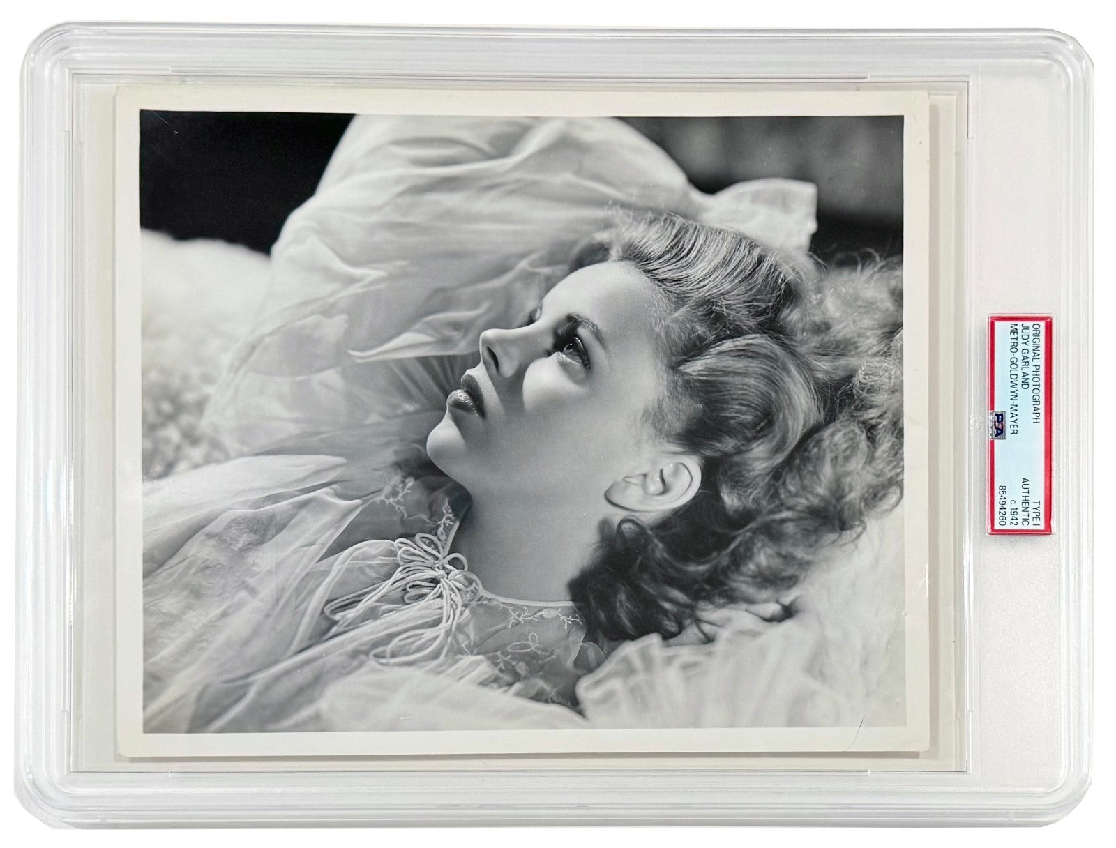 1942 Judy Garland Original Photo. Gorgeous Intimate Pose, PSA Type 10