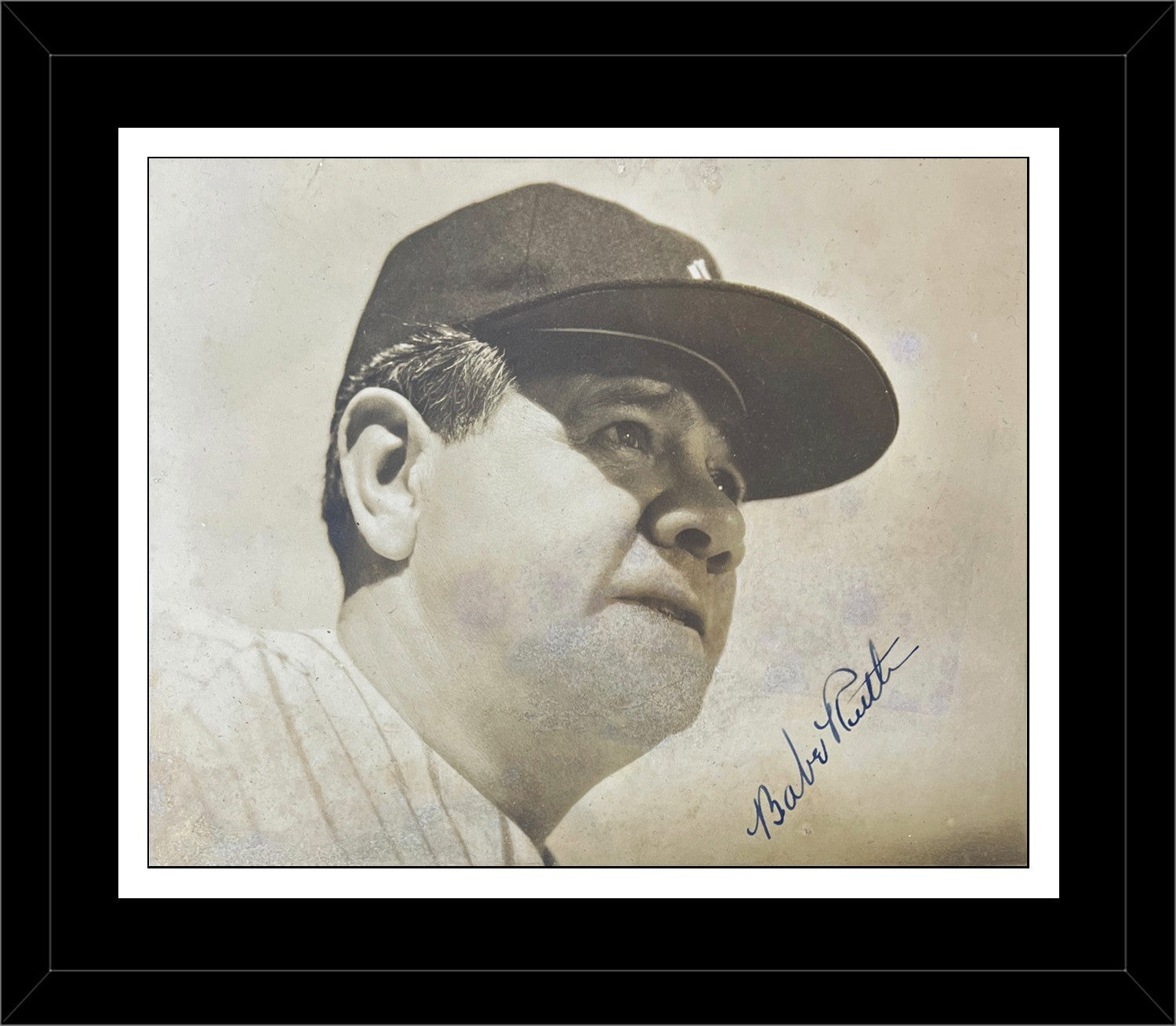 Babe Ruth Signed Photo, 8x10. Outstanding, PSA Mint 90