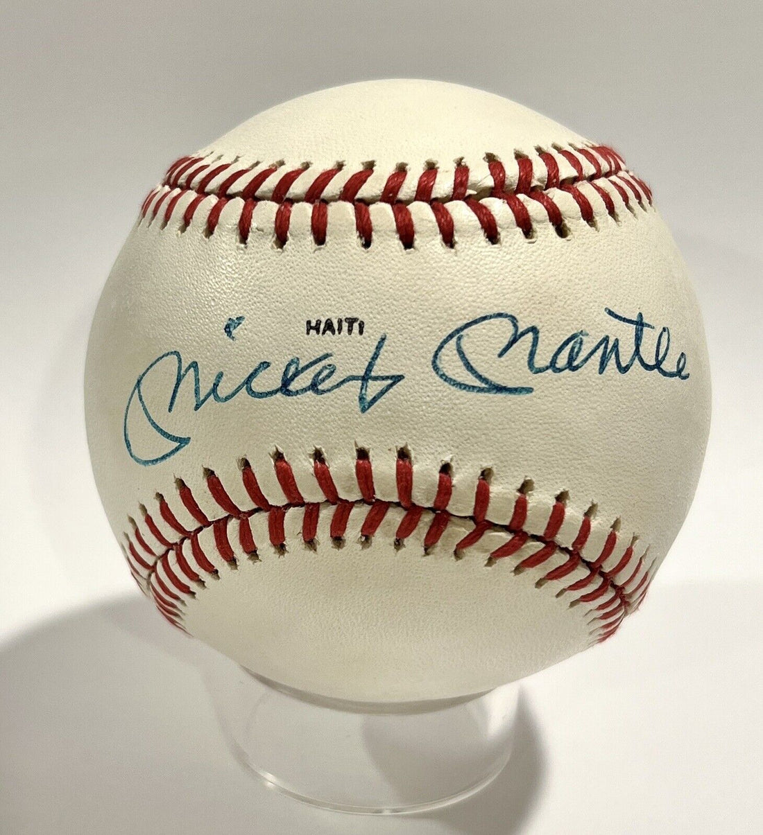 Mickey Mantle &amp; Roger Maris Dual Signed Baseball. Auto Grade PSA 8, Mint 9.