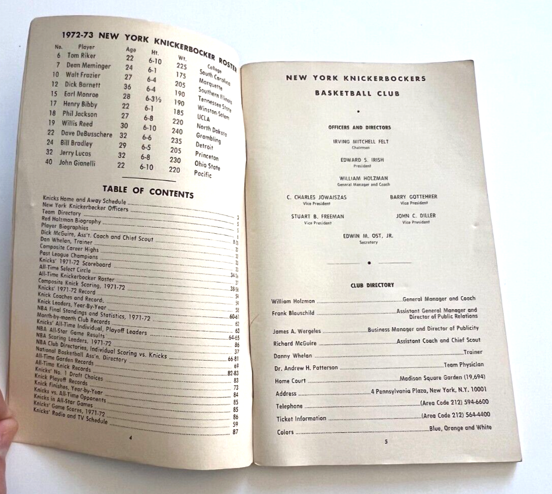 1972-73 New York Knicks Yearbook Madison Square Garden Press Media Guide NBA3