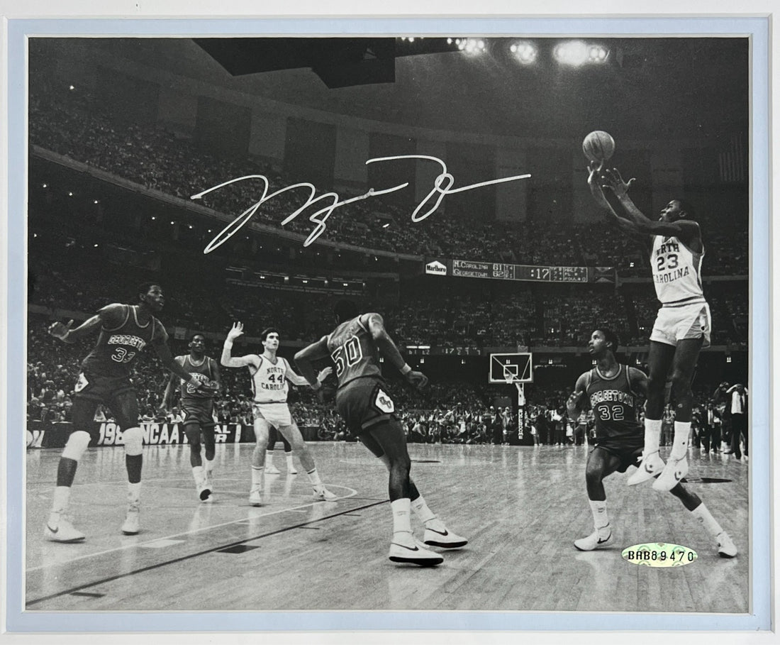 Michael Jordan Signed North Carolina March Madness Photo. JSA1