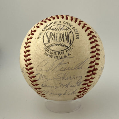 1961 Los Angeles Dodgers Team Ball. Clubhouse Signatures Gil Hodges, Duke Snider