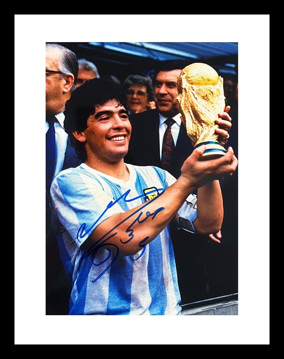 Rare Diego Maradona Signed 8x6 Photo, Argentina 1986 World Cup. Auto PSA