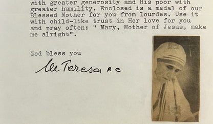 Mother Teresa Signed Letter From Calcutta India. God Loves You,  Holy Mary. PSA2