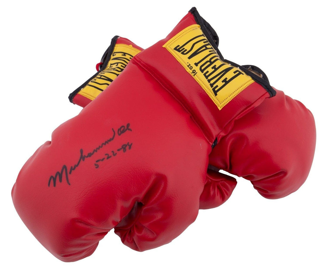 Muhammad Ali Signed &amp; Inscribed Everlast Boxing Glove. JSA1