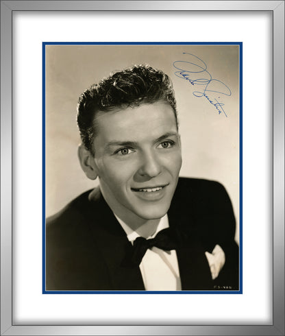 1940s Frank Sinatra Signed Photograph, Stunning. Rare, JSA