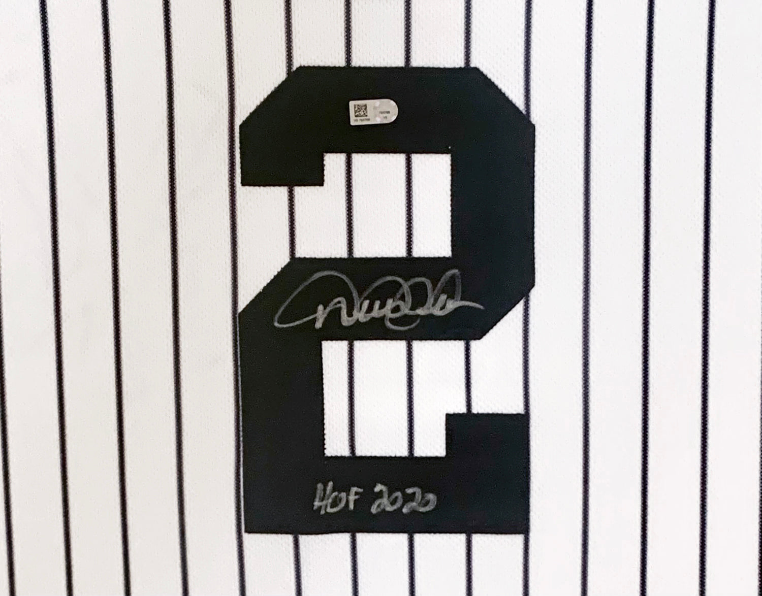 Derek Jeter Signed Jersey