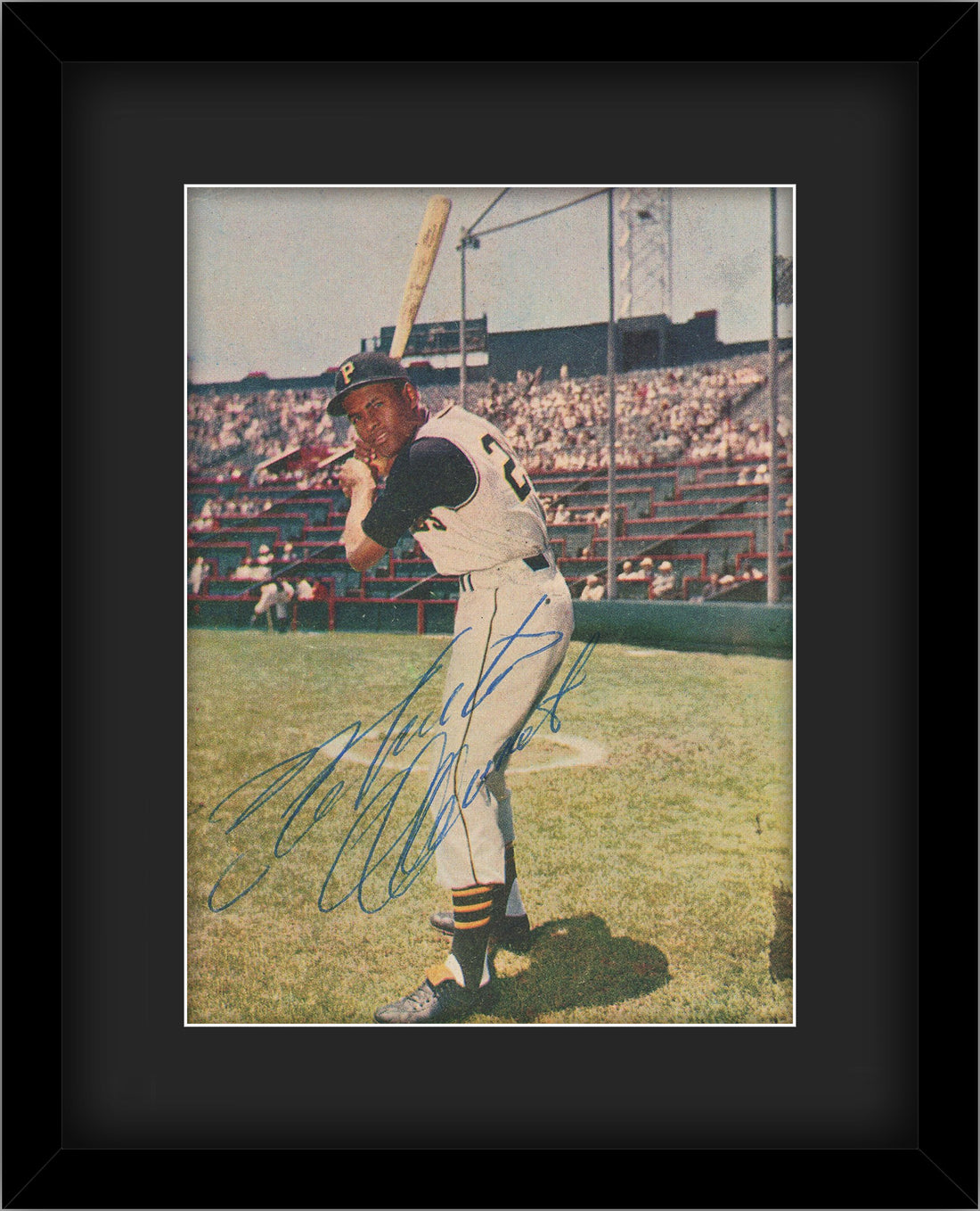 Rare Roberto Clemente Signed Color Photo, Batting Stance Pose. Auto JSA